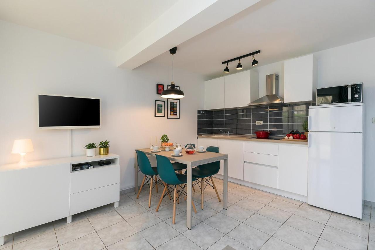 Apartments Dama Пореч Экстерьер фото