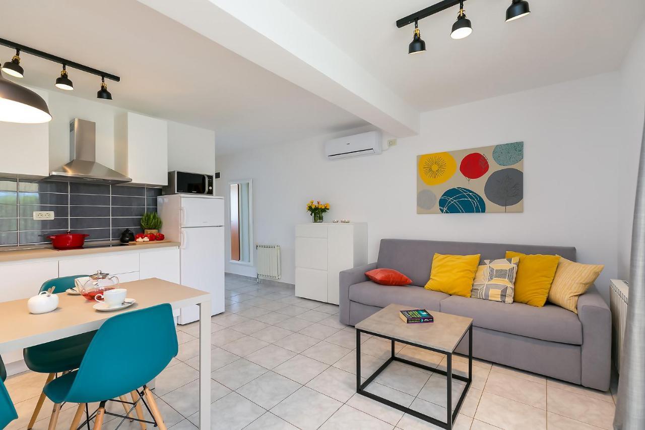 Apartments Dama Пореч Экстерьер фото